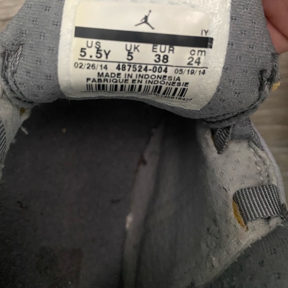 Jordan Wolf Grey 14s - Picture 9 of 9